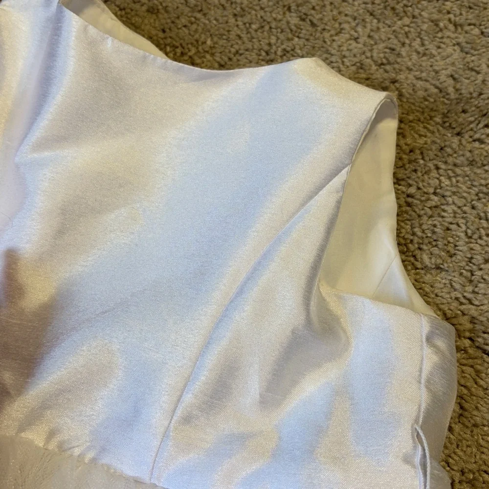 David's Bridal flower girl dress with tulle size 6 - Picture 5 of 8